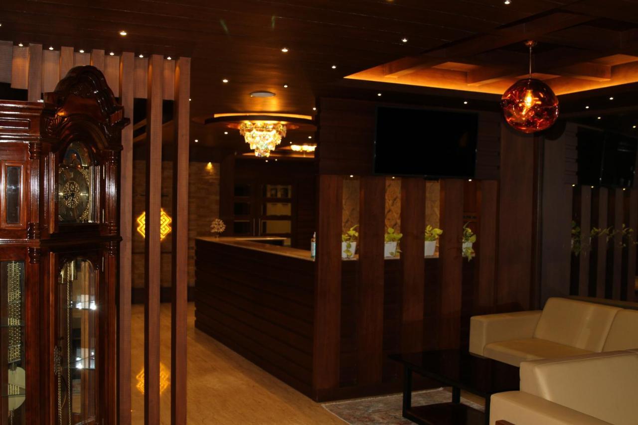 Hotel Retrieve Health & Wellness Kochi Esterno foto