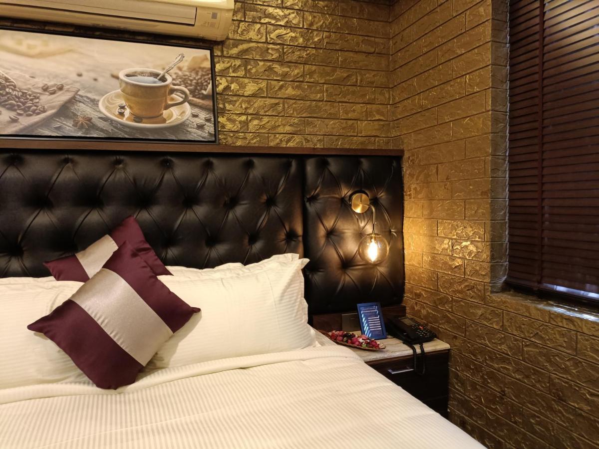 Hotel Retrieve Health & Wellness Kochi Esterno foto