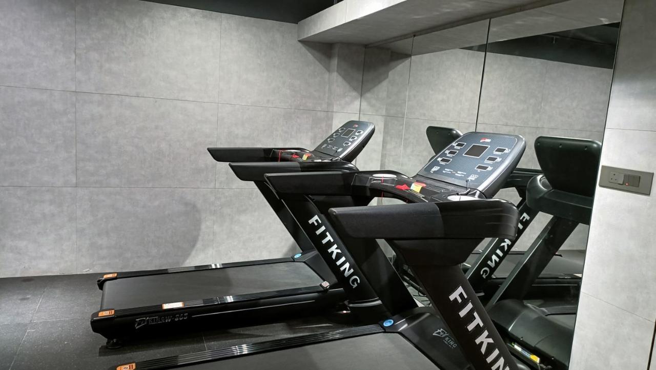 Hotel Retrieve Health & Wellness Kochi Esterno foto