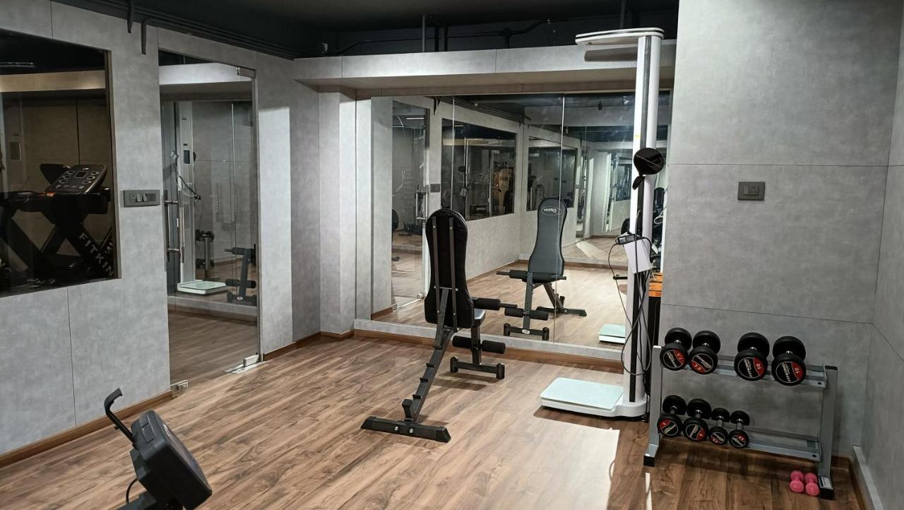Hotel Retrieve Health & Wellness Kochi Esterno foto