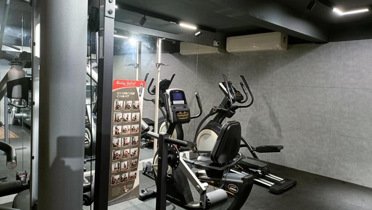 Hotel Retrieve Health & Wellness Kochi Esterno foto