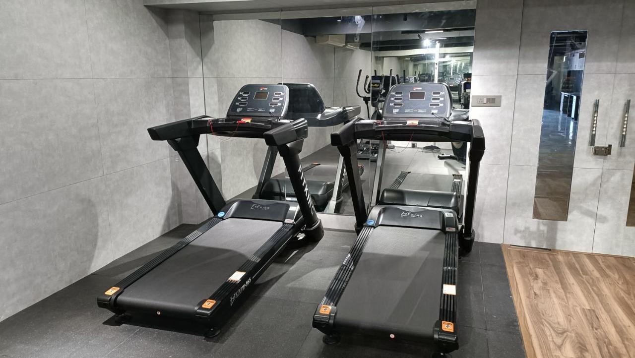 Hotel Retrieve Health & Wellness Kochi Esterno foto