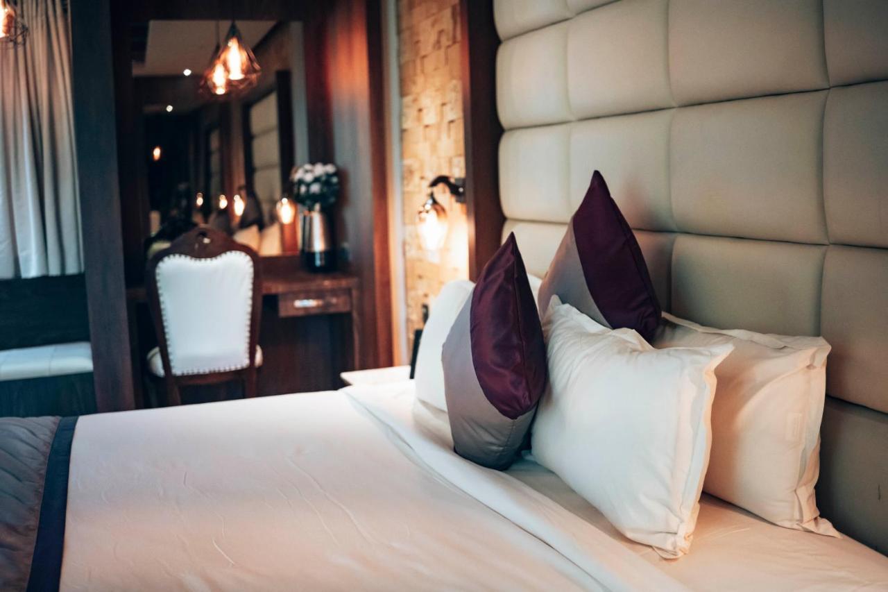 Hotel Retrieve Health & Wellness Kochi Esterno foto