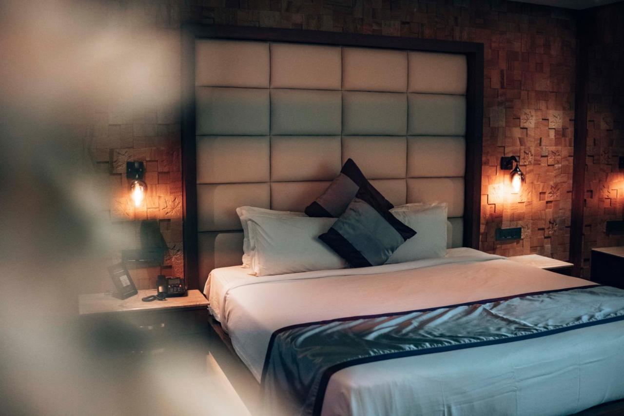 Hotel Retrieve Health & Wellness Kochi Esterno foto