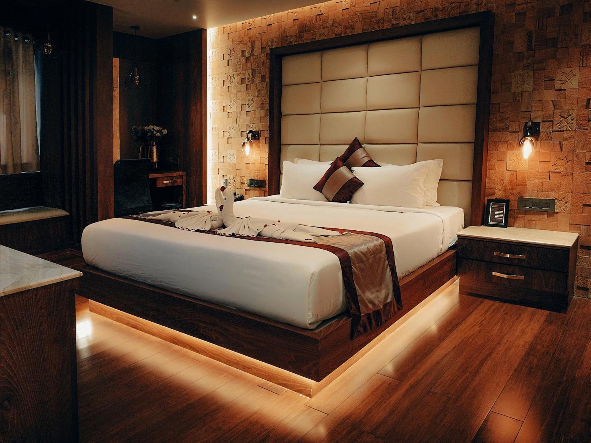Hotel Retrieve Health & Wellness Kochi Esterno foto